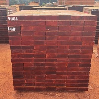 Bois d'ingénieur de qualité supérieure pour la construction de maisons de campagne, en vente à bas prix depuis le Gabon