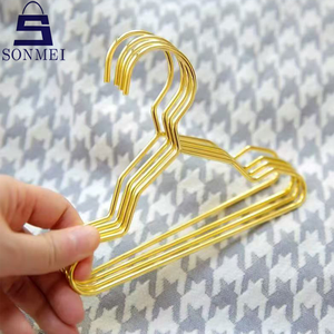 Appendiabiti <span class=keywords><strong>per</strong></span> animali domestici in metallo dorato elegante stile inossidabile di alta qualità - Product Image 4