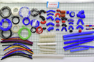 Manguera de agua automática diésel de silicona, procesamiento de moldeo de corte personalizado para salida de entrada Nissan Jeep <span class=keywords><strong>Tula</strong></span> Y60 - Product Image 6