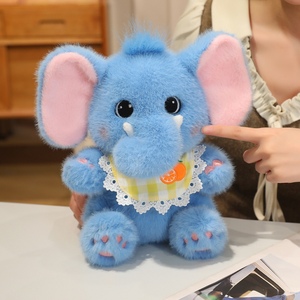 Jouets en peluche doux et mignons au design moderne, très vendus, rembourrés en coton PP super doux, poupées d'éléphant pour bébé avec bavoir - Product Image 6