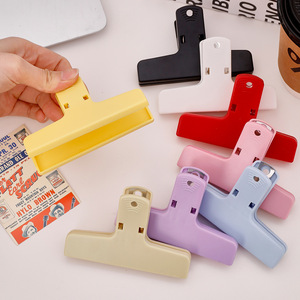 Regalo promozionale all'ingrosso in plastica colorata per conto a mano <span class=keywords><strong>Clip</strong></span> per appunti con <span class=keywords><strong>Clip</strong></span> per studenti con Logo personalizzato - Product Image 4