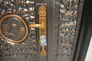 PHIPULO Fresh Launch Artisan <span class=keywords><strong>Puertas</strong></span> de entrada de aluminio Forjado a <span class=keywords><strong>mano</strong></span> Premium <span class=keywords><strong>Puertas</strong></span> delanteras Grand Gates para casas de lujo - Product Image 5