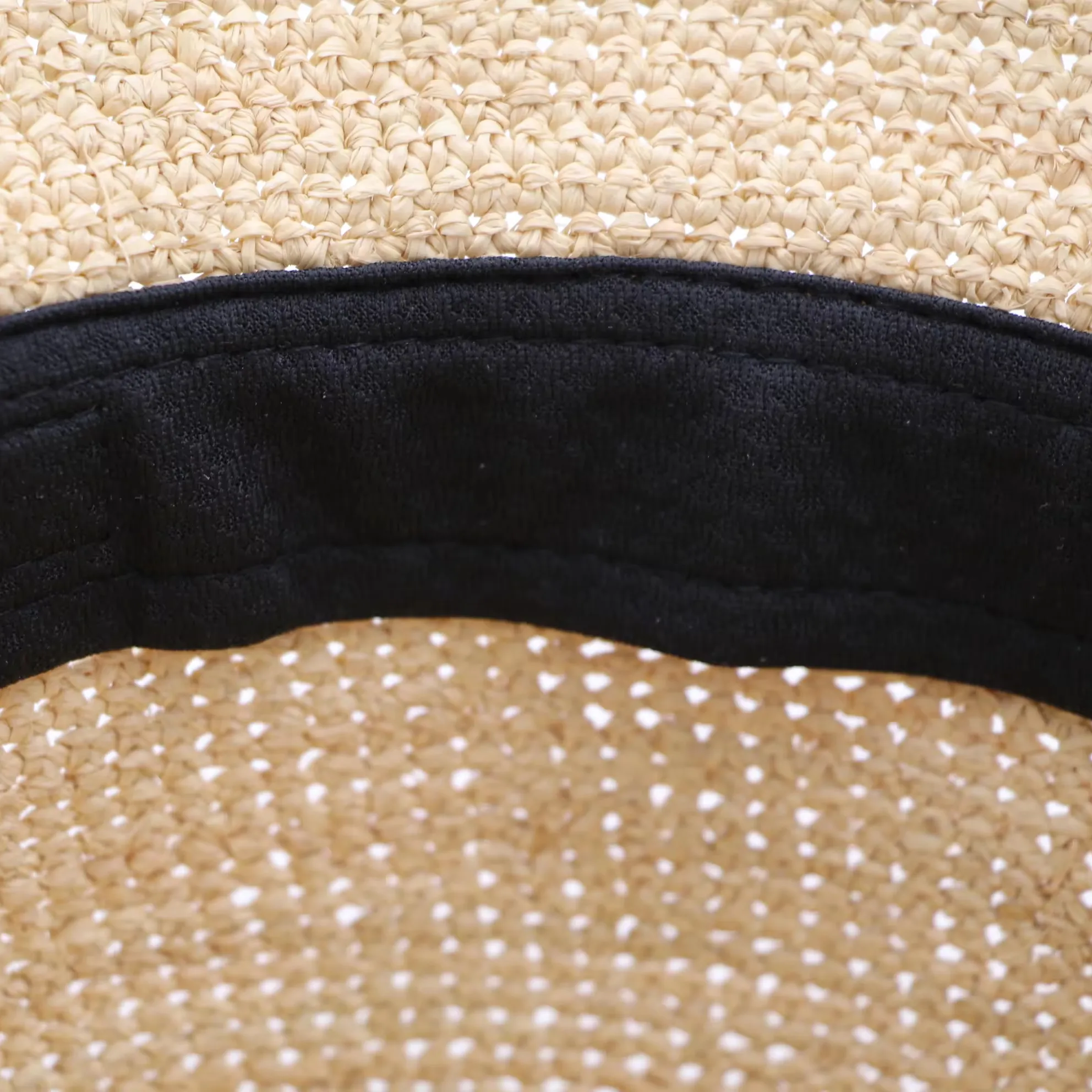 2024 섬세한 디자인 100% 손 크로 셰 뜨개질 라피아 짚 경량 휴대용 여름 모자