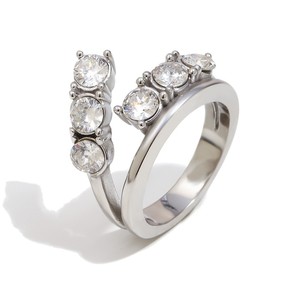 Bague ouverte en acier inoxydable avec double zircon cubique micro-pavé, plaquée rhodium, moderne, unisexe, pour tous les jours et les soirées - Product Image 4