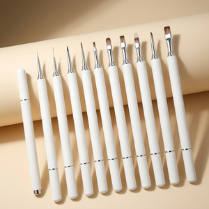 Lot de 10 pinceaux magnétiques pour ongles, professionnels, plats, pour gel, liner et dégradé, pour manucure et nail art, vente en gros pour salons - Product Image 1
