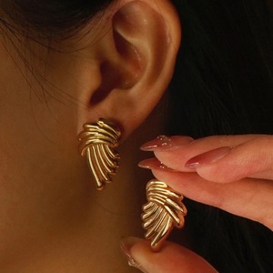 1 Par de Aretes de Acero Inoxidable Sunling, Estilo Punk, Geométricos, Espirales, para Mujeres y Niñas, para Fiestas, Uso Diario, Regalo - Product Image 4