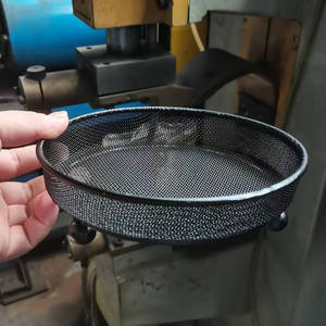 ที่ให้อาหารนกเหล็กทรงกลมสีดำทนทานอุปกรณ์สัตว์เลี้ยงกลางแจ้งขนาดเล็กสำหรับอาลีเอ็กซ์เพรส ลาซาดา - Product Image 2