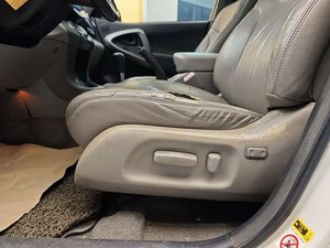 Toyota RAV4 2.0L Automático Usado al por Mayor, Años <span class=keywords><strong>2009</strong></span>, 2010, 2011, Volante a la Izquierda, Asientos de Cuero Oscuros con Calefacción, Techo Solar, Cámara de Visión Trasera - Product Image 4