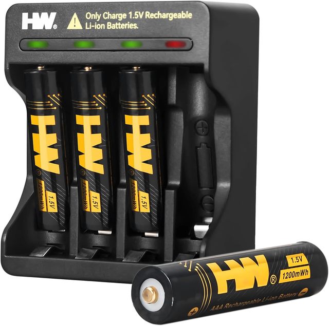 Wholesale 4-in-1 AAA Rechargeable Lithium Ion Batteries 1200mWh 1.5V 10440 with Charger for Consumer Electronics