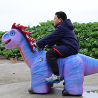 Trottinette électrique dinosaure violette personnalisée pour enfants, avec siège sécurisé, idéale pour la location en aire de jeux intérieure/extérieure