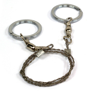Scie à fil en acier inoxydable de poche argentée avec anneau de poignée en métal pour les kits d'outils de <span class=keywords><strong>camping</strong></span> de survie d'urgence - Product Image 2