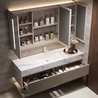 Meuble-lavabo mural de salle de bain en bois massif au design moderne et luxueux avec miroir LED et vasque en céramique, idéal pour hôtels, avec tiroirs de rangement