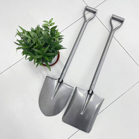 Pelle de jardinage agricole monobloc en acier au manganèse avec manche en acier pour la plantation de légumes et le creusement de terre en extérieur