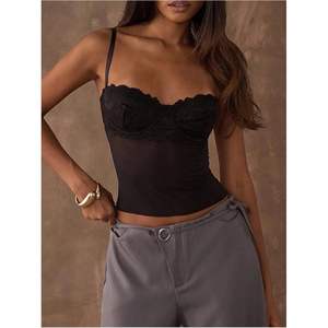 Débardeur court ajusté en dentelle florale pour femme avec bretelles spaghetti – Idéal pour l'été - Product Image 3