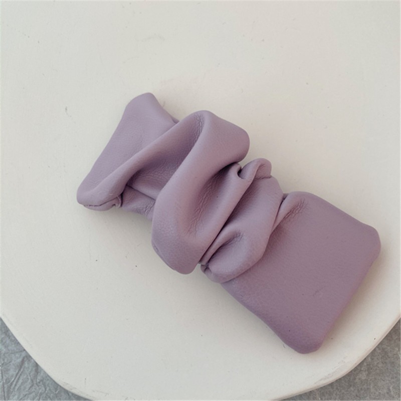 1565 Pince à cheveux plissée violette