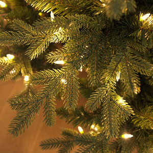Sapin de Noël artificiel pointu en PVC/PE avec fonction automatique HX26-S088 pour décoration intérieure et vitrine Superhome - Product Image 2