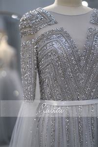 Ruolai LWC8135 A-line uzun kollu tekne boyun abiye boncuk kanat balo kıyafetleri ile - Product Image 4