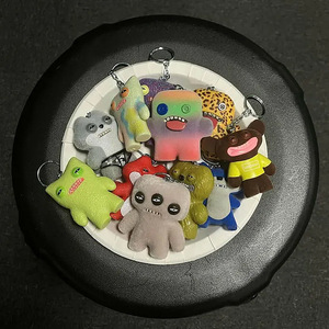 <span class=keywords><strong>Porte</strong></span>-<span class=keywords><strong>clés</strong></span> en peluche authentique Fuggler, monstre aux dents mignonnes, boîte surprise, poupée moche et amusante, pendentif surprise - Product Image 4