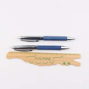 Stylo en cuir bleu et acier inoxydable - Product Image 5