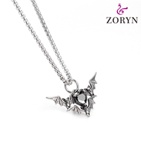 Collier Pendentif Cœur Rouge en Acier Inoxydable avec Trois Pierres Précieuses pour Hommes, Style Vintage Gothique Punk Rock Vampire Sombre, Bijou Tendance Rétro