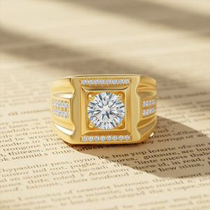 Anillo de cóctel clásico de oro amarillo con moissanita, corte brillante redondo, engaste de garras, diseño geométrico, joyería de compromiso para hombre - Product Image 6
