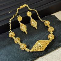 Tendances Produits 2025 Vente en Gros Plaqué Or Mariage Mode Grands Parures de Bijoux Arabes de Dubaï Dorés pour Femmes Design Arabe