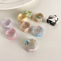 Vente en gros personnalisée Acétate de cellulose Bague en forme de vague en écaille de tortue Bague en résine acrylique Bijoux de mode pour femmes