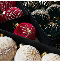 Ensemble de boules de Noël en velours ornées de strass de luxe, 8 cm, 12 pièces, boules vert foncé scintillantes pour la décoration de l'arbre de Noël, de la maison et des fêtes