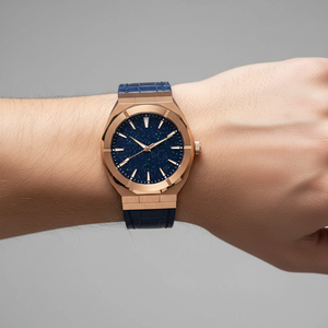 <span class=keywords><strong>Montre</strong></span> unisexe personnalisée avec <span class=keywords><strong>bracelet</strong></span> en cuir <span class=keywords><strong>interchangeable</strong></span>, finition givrée effet poussière d'étoile, mouvement à quartz, idéale pour un cadeau d'affaires - Product Image 1