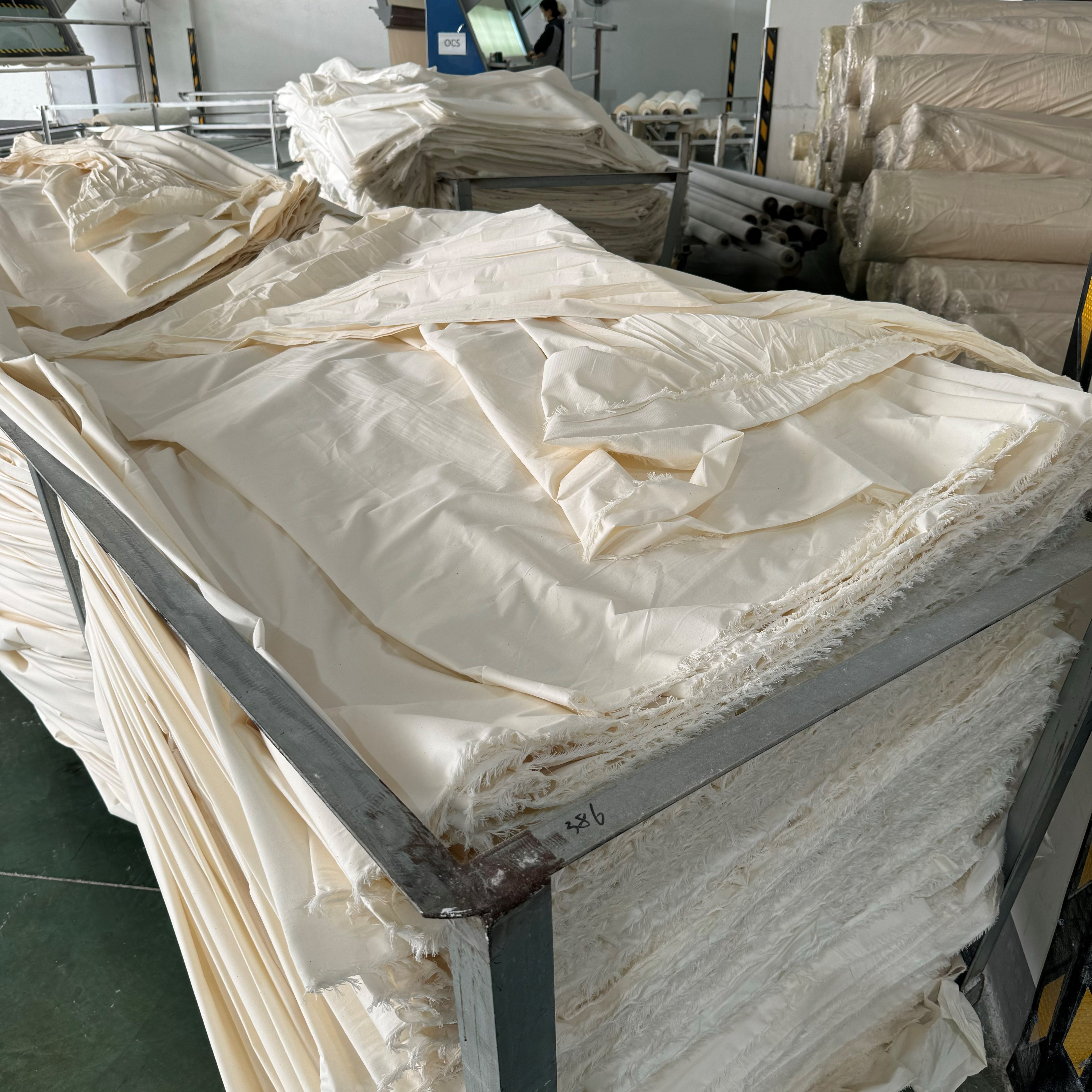 100% Organic Cotton Eco-Friendly Breathable Woven COMBED Yarn Greige Plain Textile Fabric 60S60S Shrink-Resistant Print Raw