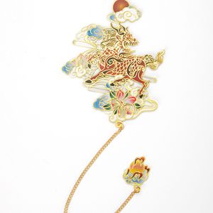Marcapáginas de metal hueco esmaltado estilo chino con diseño de ciervo mitológico de Dunhuang - Product Image 5