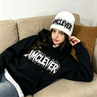 AMCLEVER Bonnet réversible en jacquard à lettres, unisexe, chaud, avec cache-oreilles, pour automne-hiver, personnalisable avec logo, style streetwear, pour le froid