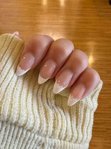 Ongles press-on à pointes françaises colorées, <span class=keywords><strong>pastel</strong></span>, noires ou scintillantes sur base transparente/nude - Product Image 5