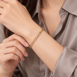 สร้อยข้อมือแบบคลิปหนีบกระดาษ สแตนเลสสตีล ชุบทอง 14K ด้วยระบบสุญญากาศ น้ำหนัก 7.5 กรัม - Product Image 4