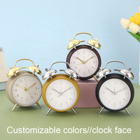 Meilleur prix populaire horloge de bureau électronique intelligente alarme de poulet au design moderne vente en gros réveil en métal classique