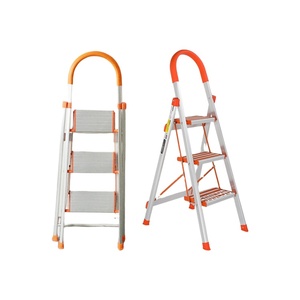 Escabeau pliable en aluminium léger pour la maison, 3 marches 	 Plateforme d'échelle en aluminium Chelle avec marches plus larges, capacité 150 kg - Product Image 1
