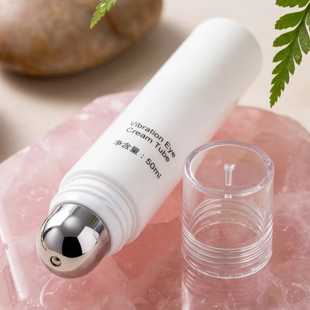 Refillable PCR Plastic Cosmetic 2026 Trendy Customizable Color 30mm Diameter Lip Tint Lip Oil Tube Wand Applicator Empty Lip