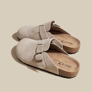 Мужские и женские сандалии из натуральной замши - Product Image 1