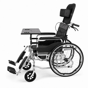 Fauteuil roulant manuel à dossier haut avec fonction de toilette intégrée pour les soins aux personnes âgées - Product Image 2
