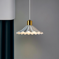 Lustre en céramique en forme de fleur moderne le plus vendu pour centre commercial et restaurant Plafonnier suspendu en porcelaine