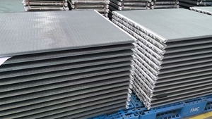 Échangeur de chaleur microcanal en aluminium pour refroidissement d'huile, groupe hydraulique industriel OEM, température max. 400°C, débit 56 m³/<span class=keywords><strong>h</strong></span>, Hylita - Product Image 6
