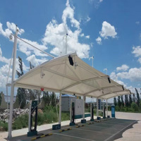 Design Moderno Tettoia in Tessuto PVDF con Struttura in Acciaio Tetto in Tessuto Tensile Impermeabile Resistente ai Raggi UV Ignifugo Resistente al Vento 120km/h