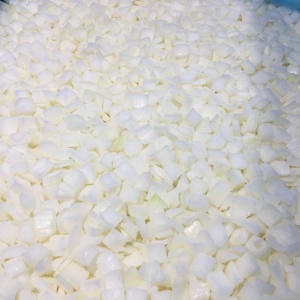 Cebolla Roja Congelada IQF en Cubos, Rodajas y Anillos, Certificada BRC/HACCP, Venta al por Mayor para Servicios de Alimentación - Product Image 4