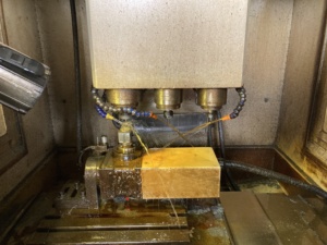 أطقم مجوهرات هندسية مطلية بالذهب لا تسبب الحساسية، قلادة وسوار وخواتم وأقراط على شكل قلب سميك من الفولاذ المقاوم للصدأ للنساء - Product Image 3