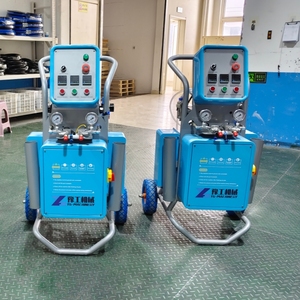 Machine de pulvérisation de <span class=keywords><strong>mousse</strong></span> de polyuréthane avec mélange parfait des matières premières - Product Image 3