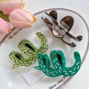 YJL nuevo diseño Animal serpiente agua ondulación patrón acetato garra Clip exquisito Color verde fresco pinza <span class=keywords><strong>de</strong></span> <span class=keywords><strong>pelo</strong></span> niñas Clip - Product Image 3
