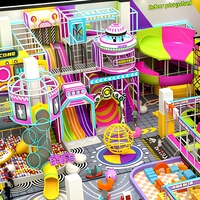 Aire de jeux intérieure pour enfants, directement de l'usine, avec jeux gonflables, piscine à balles colorée sur mesure et grand toboggan