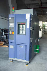 Dispositivo termostatico per ciclo di umidità a temperatura costante germania 20 ~ 98% RH per camere di prova Nass-Hitze-Testkammer - Product Image 2