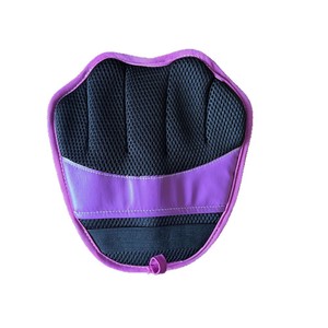 Gant de toilettage pour animaux OEM, surface incurvée violette, pour l'élimination des poils et le massage des chiens - Product Image 1