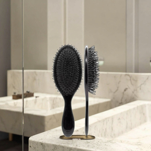 <span class=keywords><strong>Brosse</strong></span> à cheveux ionique avec logo personnalisé, poils en <span class=keywords><strong>boucle</strong></span> avec coussin d'air, design compact pour l'entretien des perruques - Product Image 3